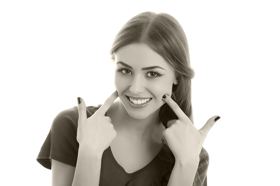 Carillas dentales Lumineers Tratamiento dental en Valencia